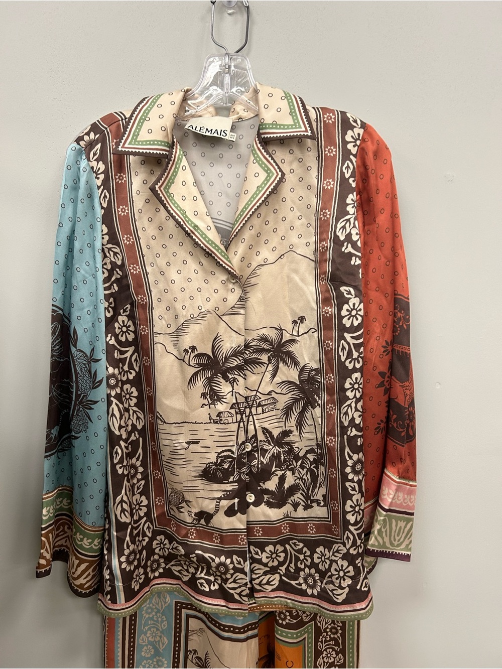 ALEMAIS SILK SHIRT AND BOTTOMS - Picture 3 of 7